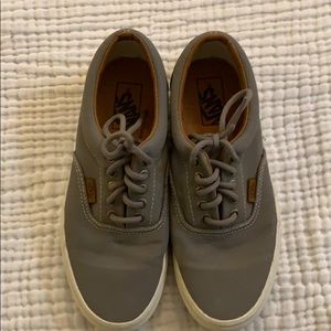 Vans gray sneaker W8 / M 6.5